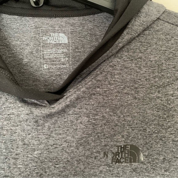 THE North Face Lightweight Long Sleeve Pullover Hooded FlashDry Sweater Size S. - Picture 3 of 6